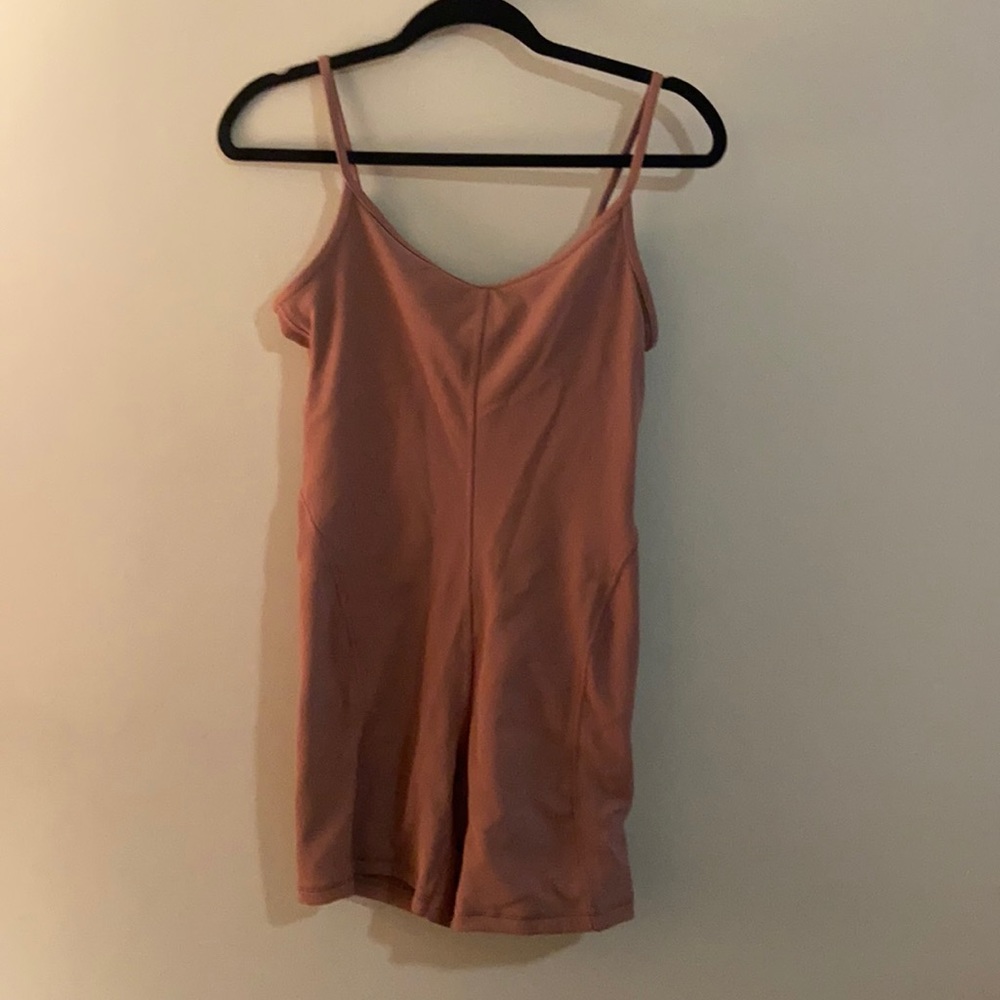 Lululemon body suit